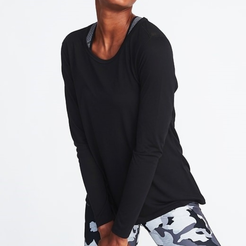 Old Navy NWT Lightweight Mesh-Back Performance Top